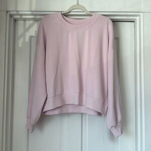 Lululemon cropped crew